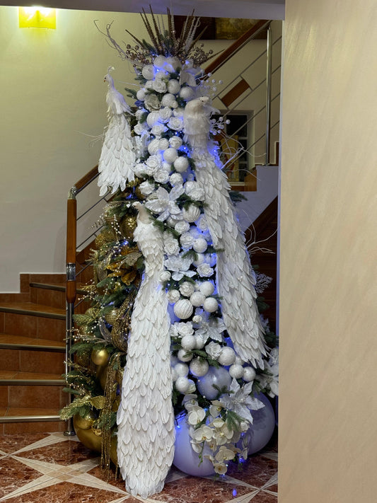 Brad 240cm pauni alb si gold - VÂNZARE